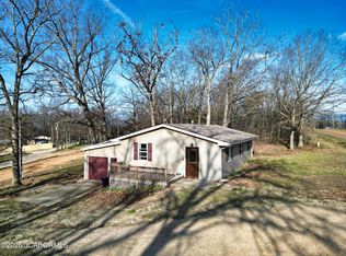 447 Highway W, Eldon, MO 65026