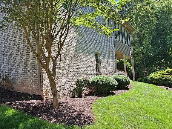 5th image of 202 Tyler Dr