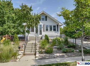 3343 S 17th St, Omaha, NE 68108