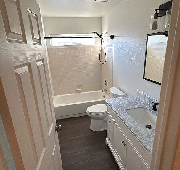86 W Calle De Caballos — Photo 21