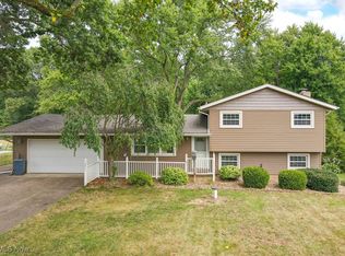 3371 Brenner Rd, Barberton, OH 44203