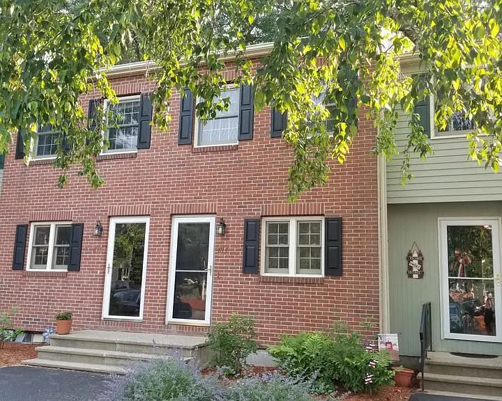 825 Fox Hollow Dr — Photo 1
