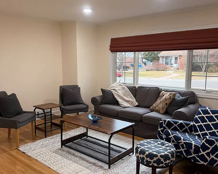 9814 Parkwood Dr — Photo 1
