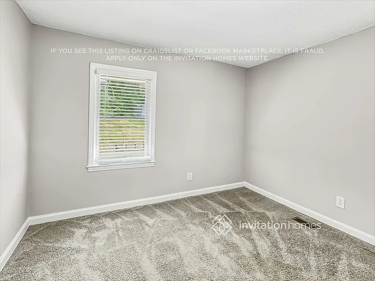 1959 Laurel Ln — Photo 13