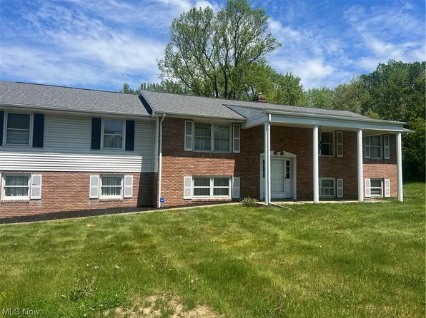 5075 Lincoln St E, East Canton, OH 44730