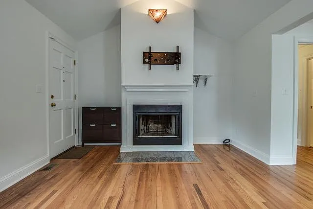 2518 Sunset Pl — Photo 3