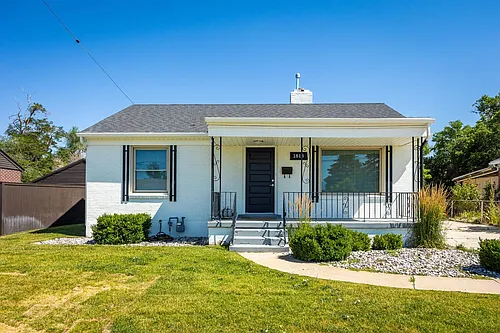 1813 E 1700 S Photo 1