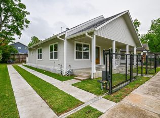 1110 Louise St, Houston, TX 77009