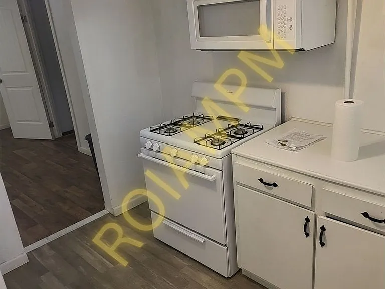 247 Idaho St E — Photo 3