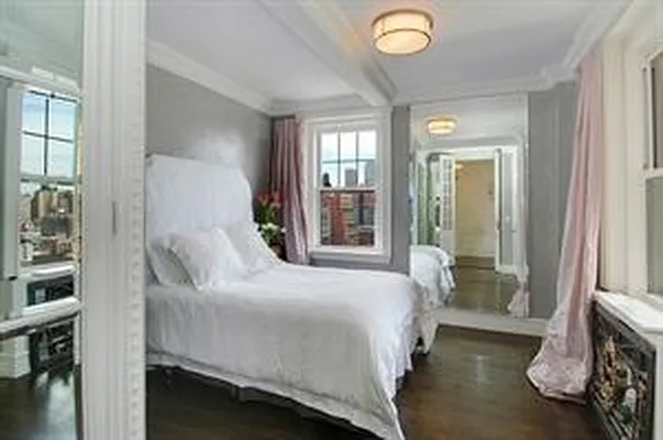 Sold by Corcoran | media 48