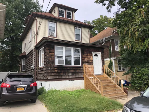 220 Nicholas Ave, Staten Island, NY 10302
