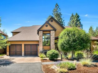 19031 Mount McLoughlin Ln, Bend, OR 97703