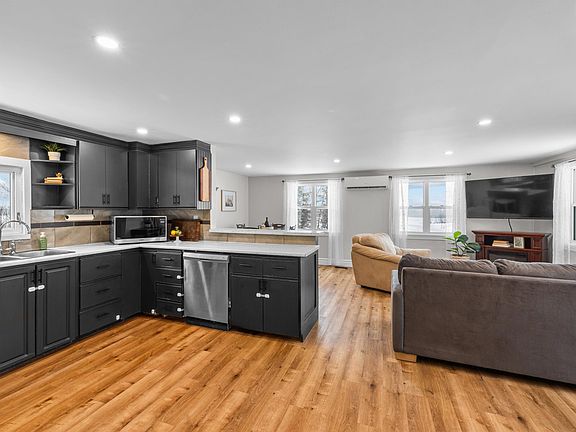 5th image of 770 Donaldston Rd #219