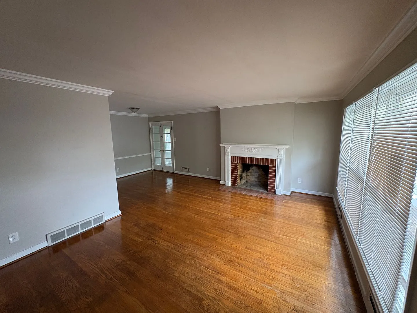 For Rent 211 Frost Ave, Ferguson, Mo 63135 — Photo 4
