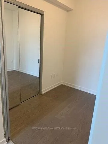 1 Yorkville Ave #705 — Photo 27