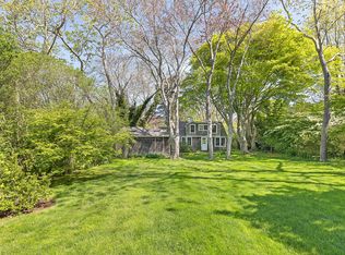 35 Pine St, Bridgehampton, NY 11932