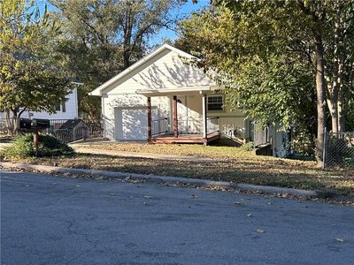 524 Walnut St, Leavenworth, KS, 66048
