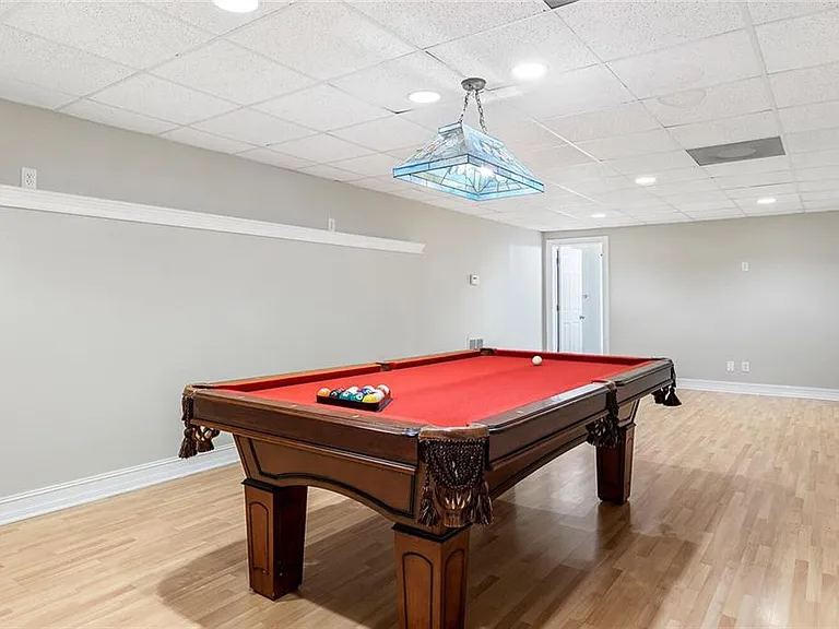111 Planterra Way — Photo 32
