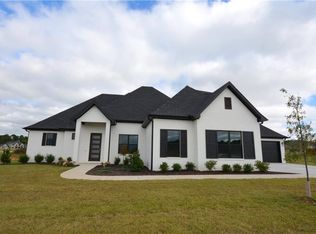 4303 S 86th Pl, Bentonville, AR 72713