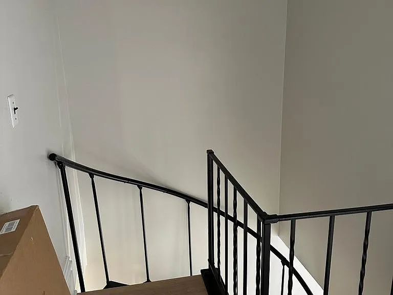 2nd floor landing / spiral staircase