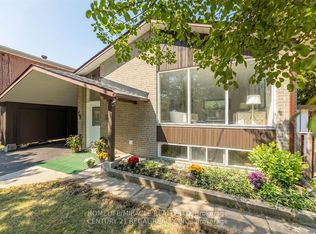 58 Danzig St #BASEMENT, Toronto, ON M1E 2L4