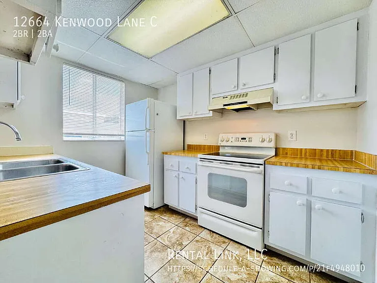 12664 Kenwood Ln #C — Photo 10