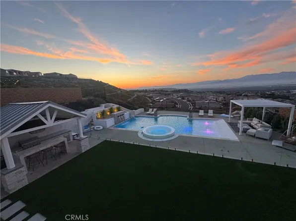 2493 Sierra Bella Dr, Corona, CA 92882