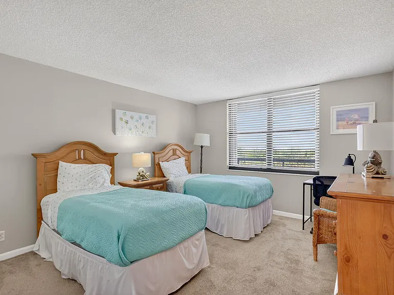 9650 S Ocean Dr #507 — Photo 28