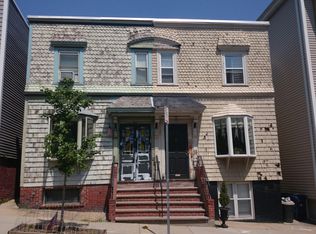 416 E 7th St, South Boston, MA 02127