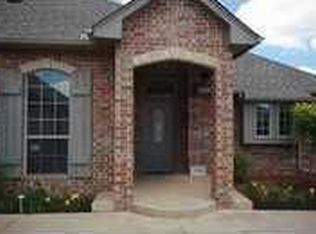 2900 Stonebrook Rd, Edmond, OK 73003
