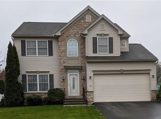 1818 Merlot Dr, Easton, PA 18045