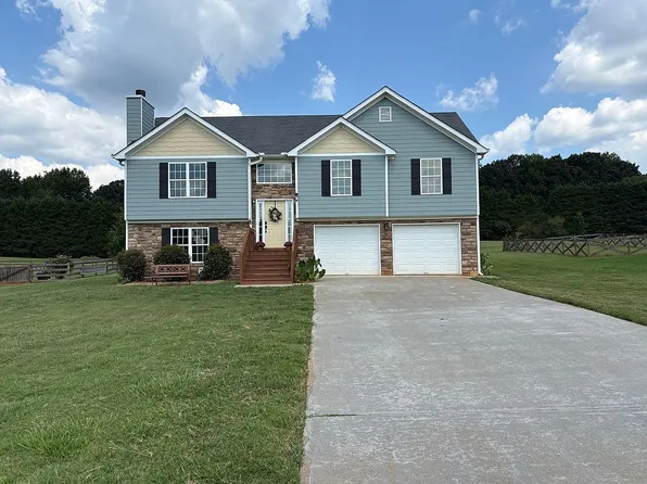 8250 Mountain Glen Dr, Clermont, GA 30527