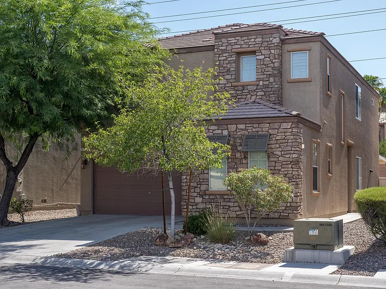 2279 Autumn Fire Ct — Photo 2