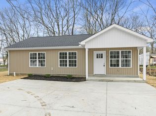 1802 Park St, Springfield, TN 37172