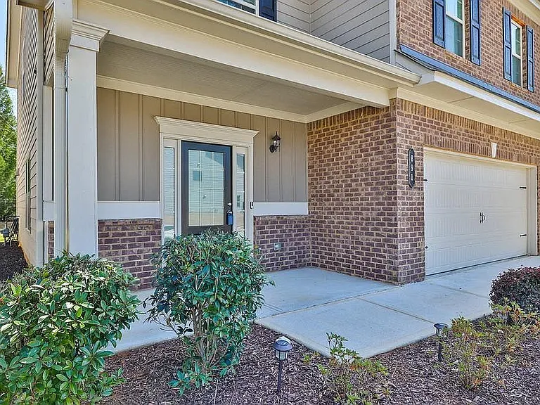 891 Sonoma Dr — Photo 3