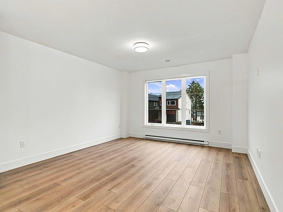 5th image of 163 Terrastone Rdg #Sd06b