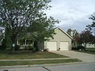 890 Crofton Pl photo 1