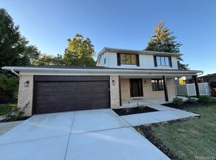 47165 James Rd, Macomb, MI 48044