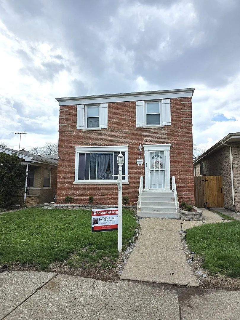 14218 S Stewart Ave photo 1