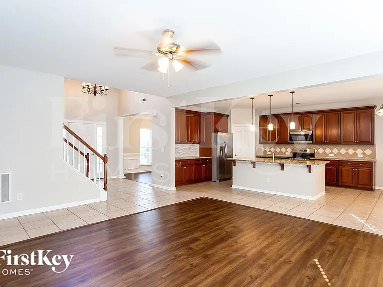 4018 Caldwell Ridge Pkwy — Photo 3