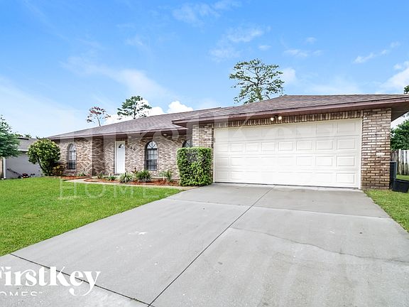 2nd image of 836 Sylvia Dr