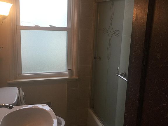 2nd image of 14713 Grapeland Ave