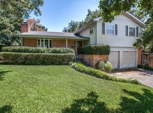 2412 Whitewood Dr, Dallas, TX 75233