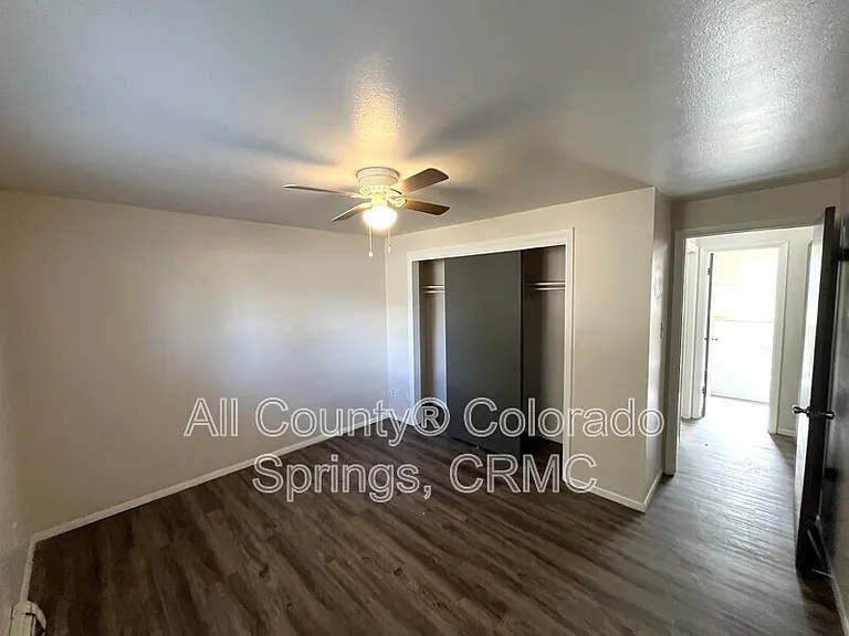 329 Bonnie Ct #1 — Photo 11