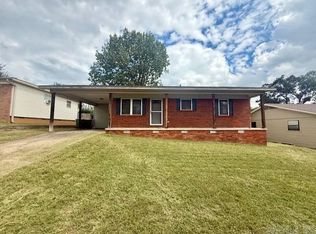 8208 N Claremont Ave, Sherwood, AR 72120