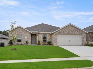 2645 Streamside Dr, Burleson, TX 76028