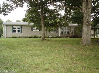 5363 Little Beane Store Rd, Seagrove, NC 27341