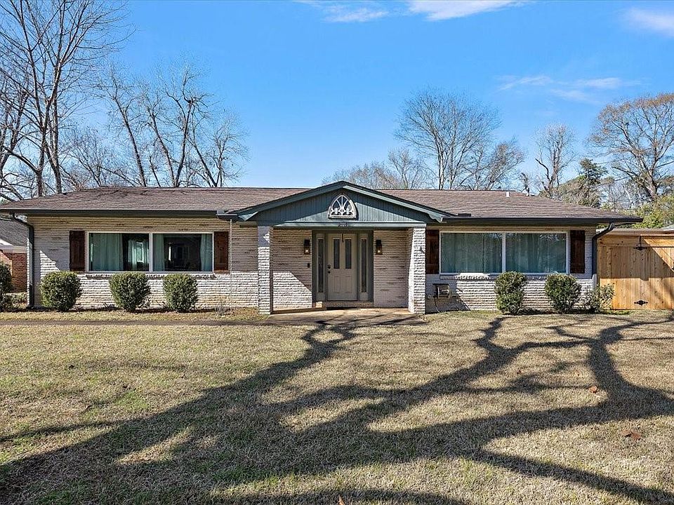 1st image of 1005 Logansport St