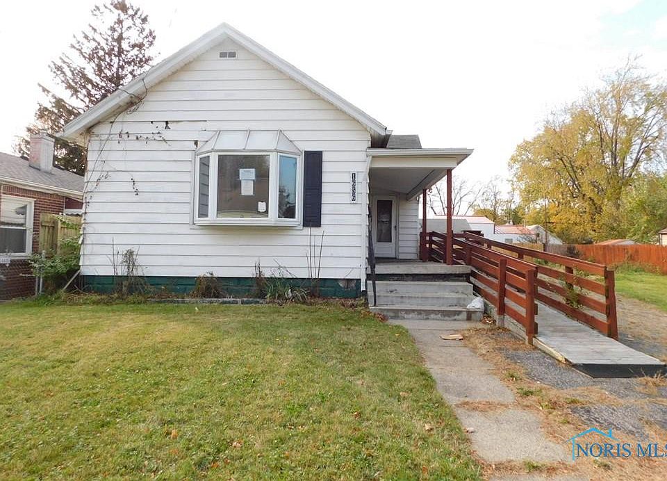1st image of 1656 Lebanon St
