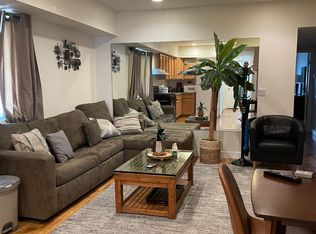 950 S Kenmore Ave, Los Angeles, CA 90006